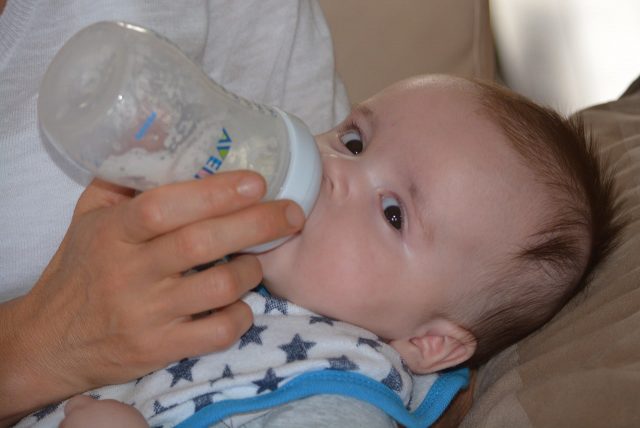 baby-milk-breastfeeding