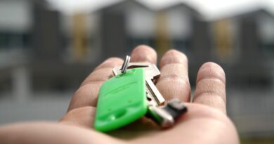 Homeowners Considering Re-Financing